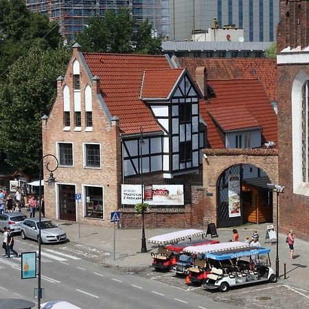 With Great Mill Apartman Gdańsk Kültér fotó